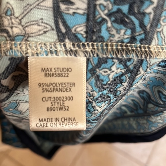 Max Studio Blue and Black Patterned Dress - Picture 5 of 6